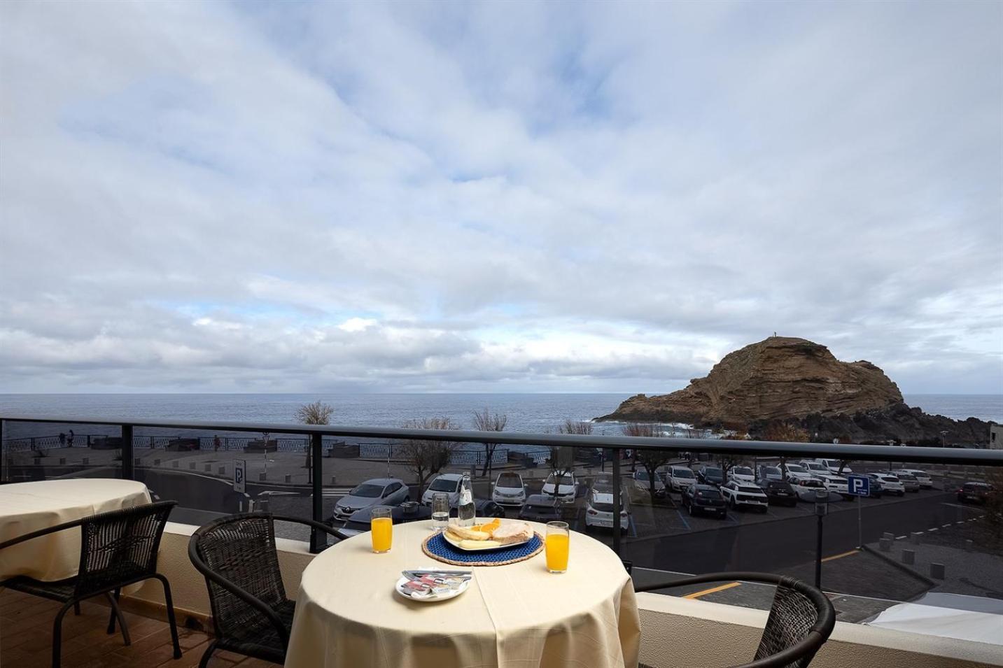 Perola Views Inn By Madeira Sun Travel Porto Moniz Exterior photo