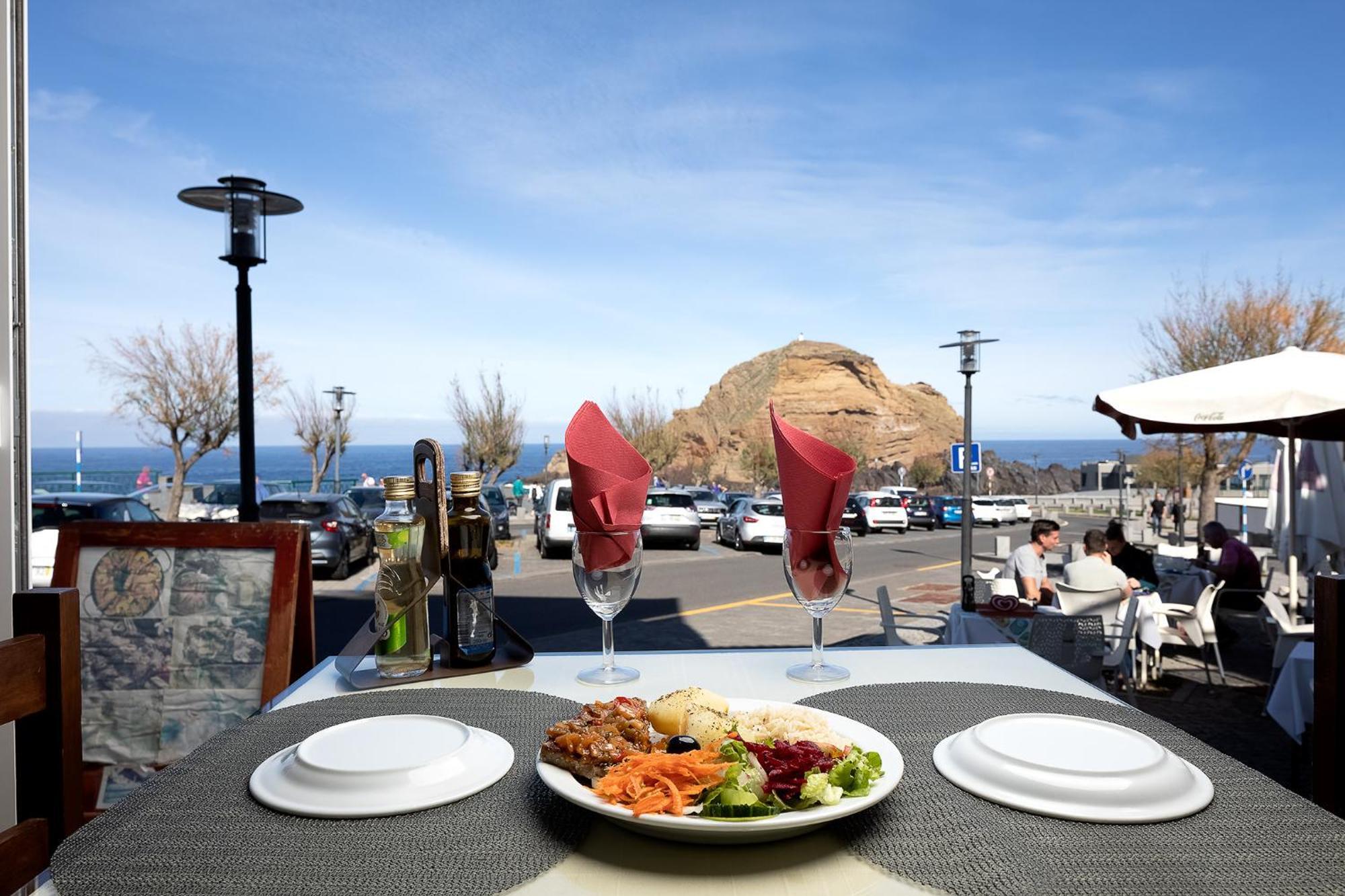 Perola Views Inn By Madeira Sun Travel Porto Moniz Exterior photo